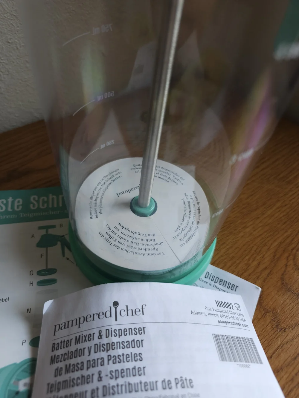 Pampered Chef Batter Mixer Dispenser New Out Of Box